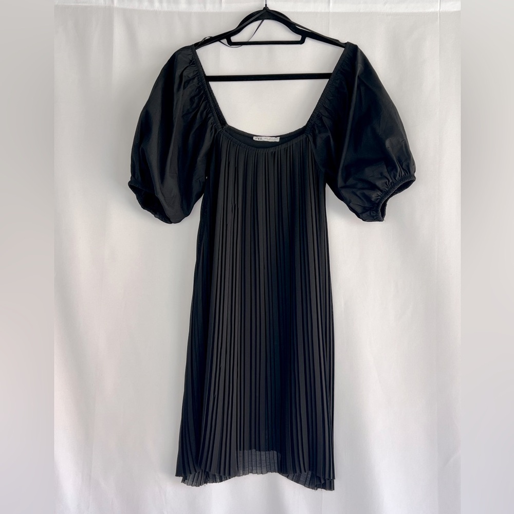 Zara Puff Sleeve mixed media dress - Black, Small
